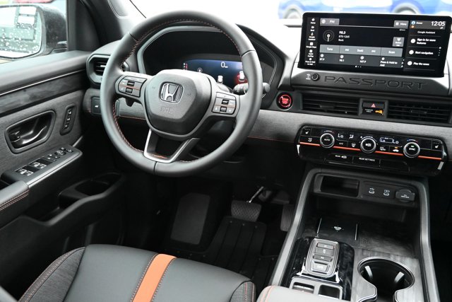 Vehicle image 13 of 38