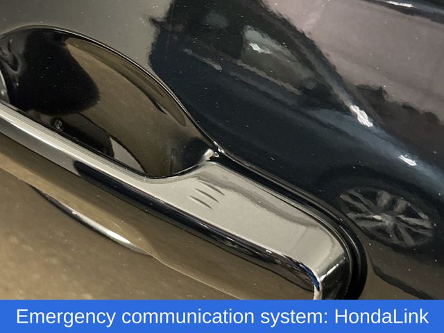 Vehicle image 33 of 55