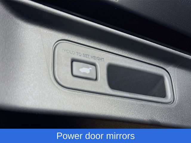 Vehicle image 29 of 55