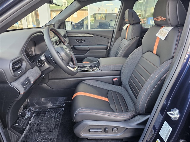 Vehicle image 11 of 25