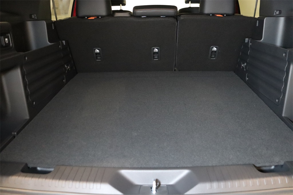 Vehicle image 25 of 26