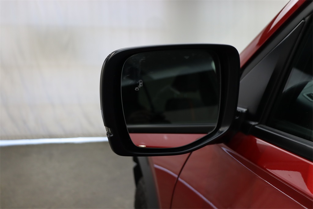 Vehicle image 5 of 26
