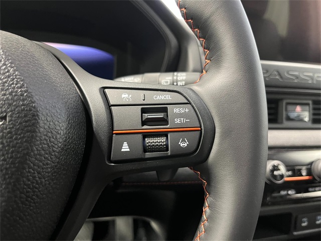Vehicle image 28 of 29