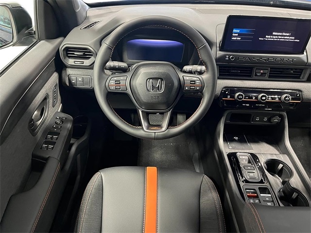 Vehicle image 15 of 29