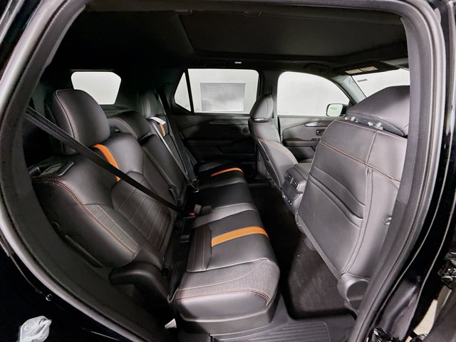2026 Honda Passport TrailSport Blackout Image 11 of 36