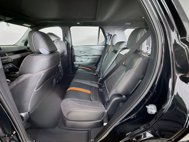 2026 Honda Passport TrailSport Blackout Image 14 of 36