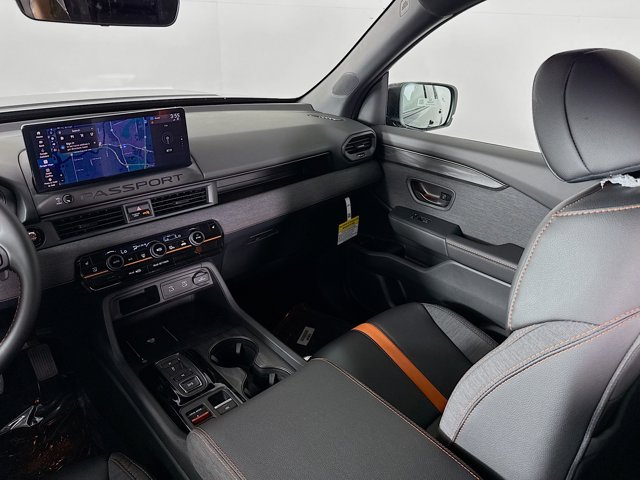 2026 Honda Passport TrailSport Blackout Image 18 of 36