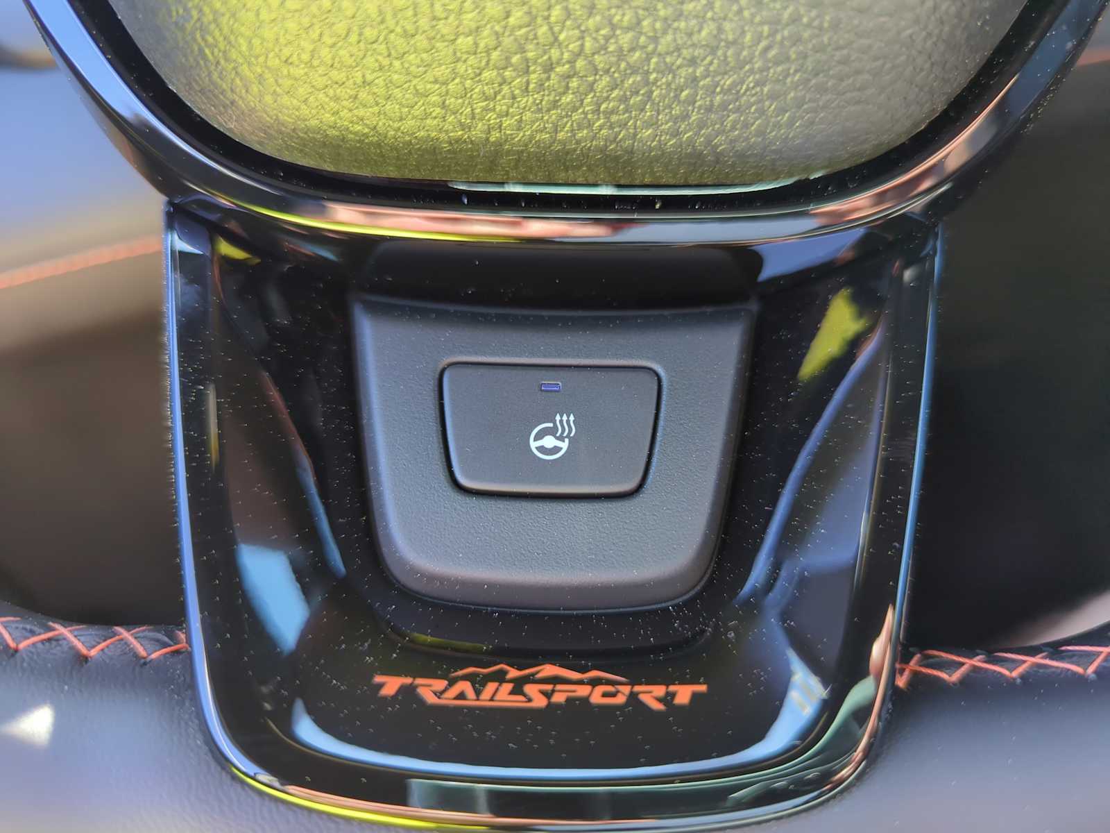 Vehicle image 18 of 29
