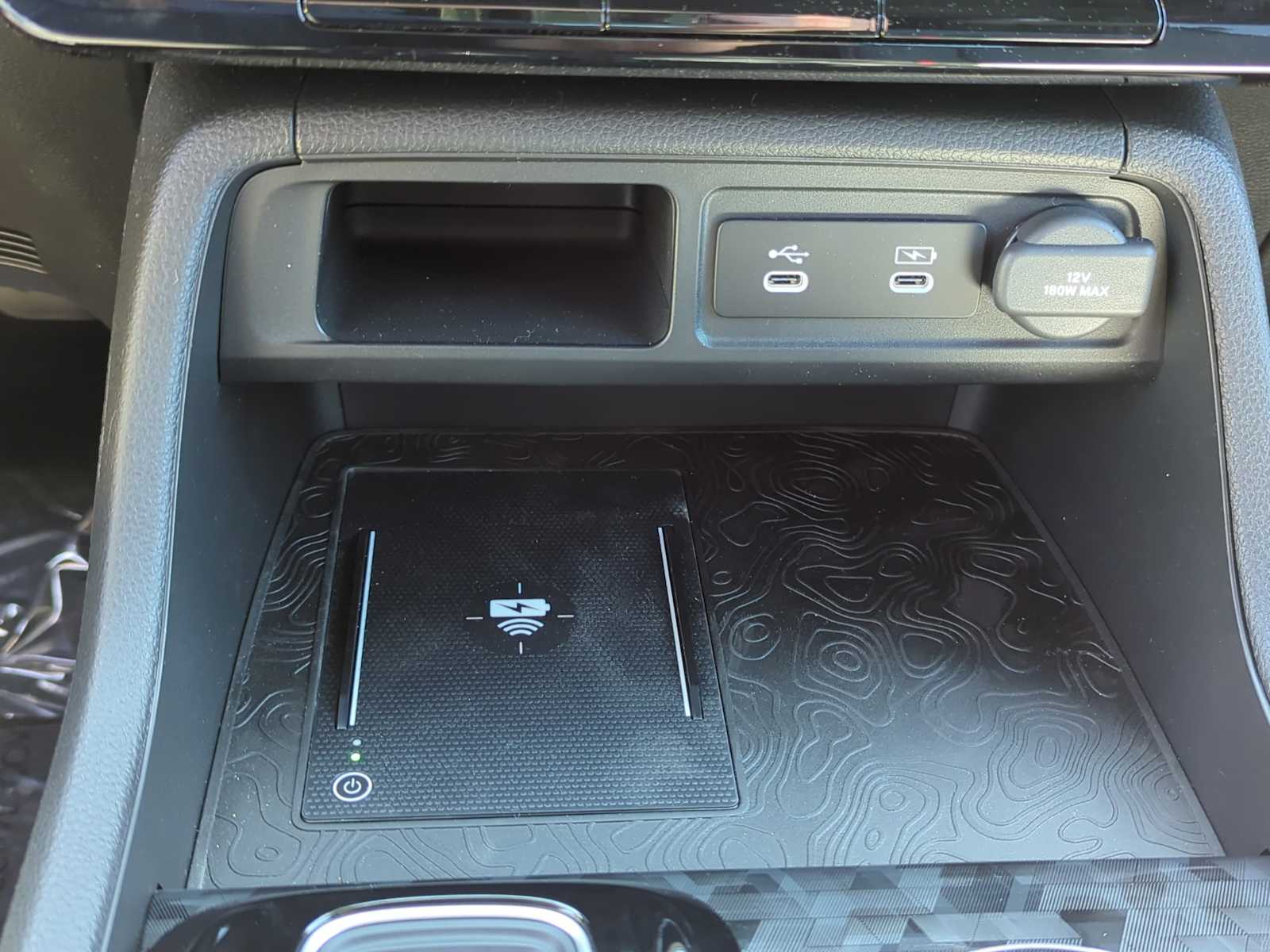 Vehicle image 24 of 29