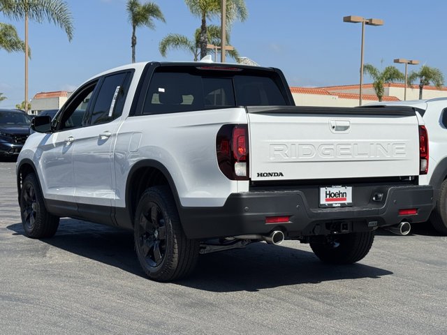 2026 Honda Ridgeline Black Edition Image 2 of 12