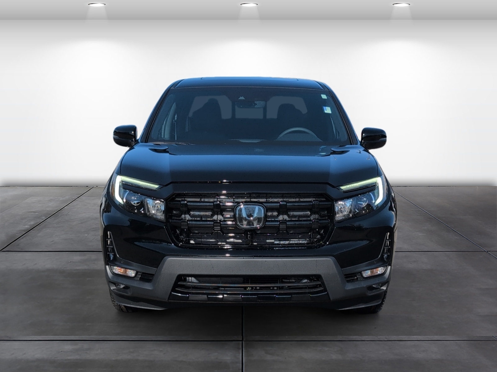 2026 Honda Ridgeline Black Edition Image 2 of 16