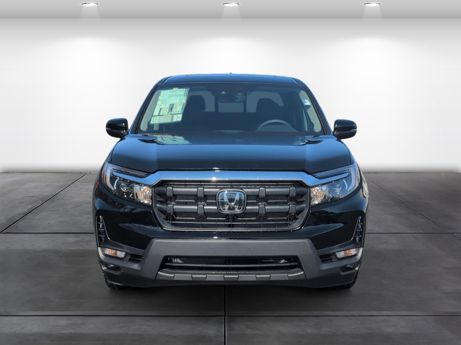 2026 Honda Ridgeline RTL Image 2 of 17