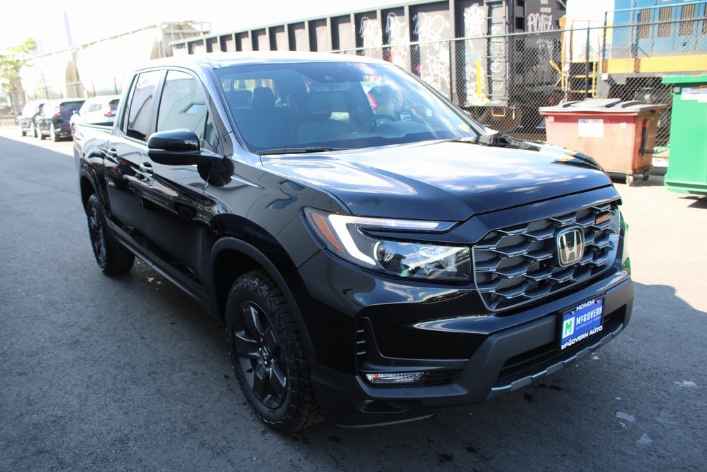 2026 Honda Ridgeline TrailSport Image 3 of 49