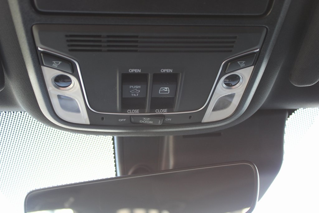 2026 Honda Ridgeline TrailSport Image 32 of 49