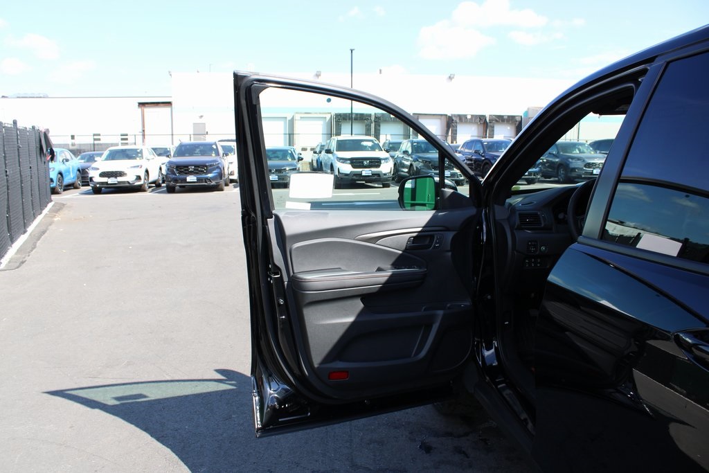 2026 Honda Ridgeline TrailSport Image 18 of 49