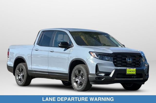 2026 Honda Ridgeline TrailSport Image 3 of 33