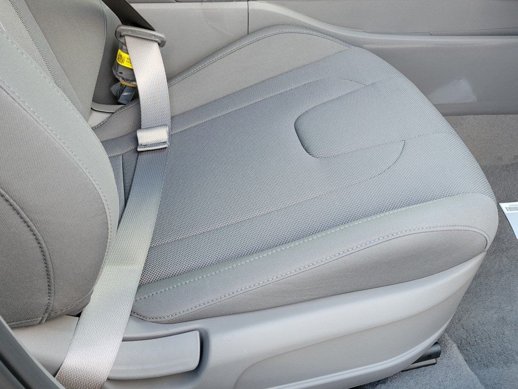 2026 Hyundai Elantra SE Image 27 of 35