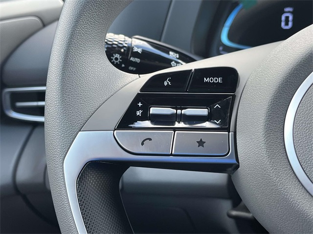 2026 Hyundai Elantra SE Image 18 of 24