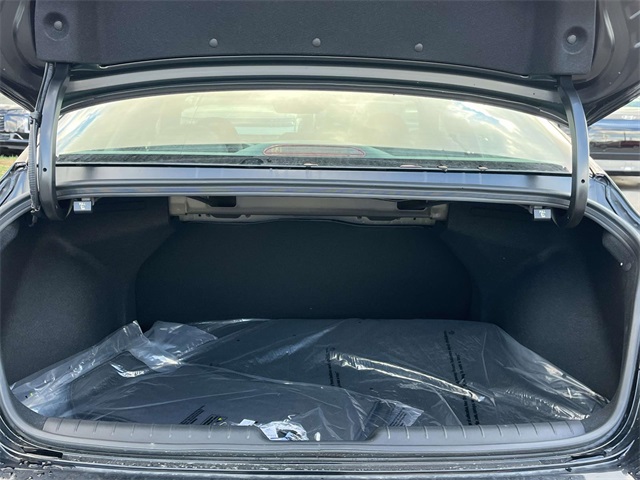 2026 Hyundai Elantra SE Image 9 of 24