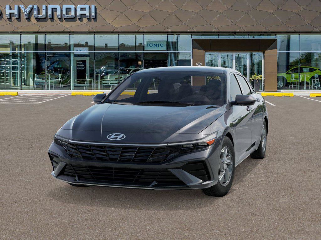 2026 Hyundai Elantra SE Image 1 of 19