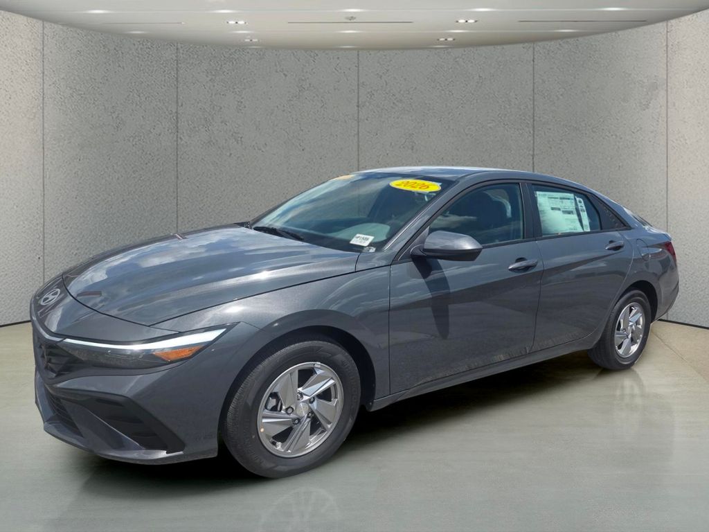2026 Hyundai Elantra SE Image 1 of 31