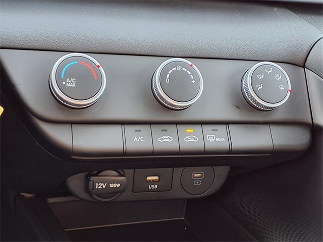 2026 Hyundai Elantra SE Image 22 of 23