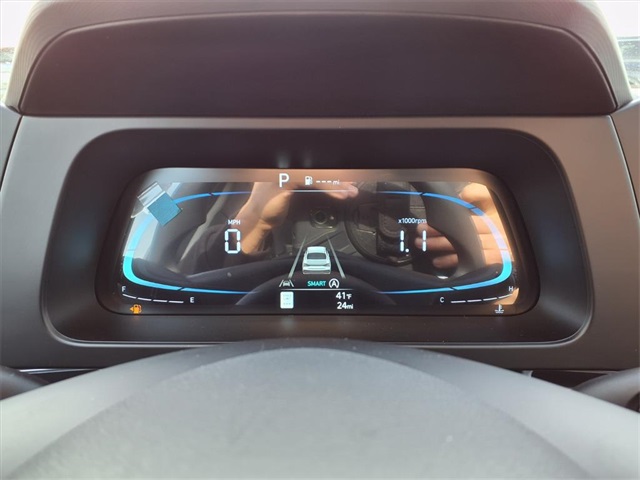 2026 Hyundai Elantra SE Image 14 of 23