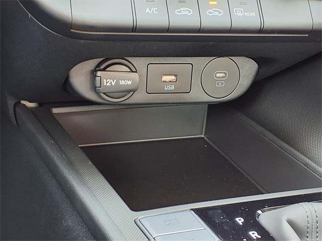 2026 Hyundai Elantra SE Image 23 of 23