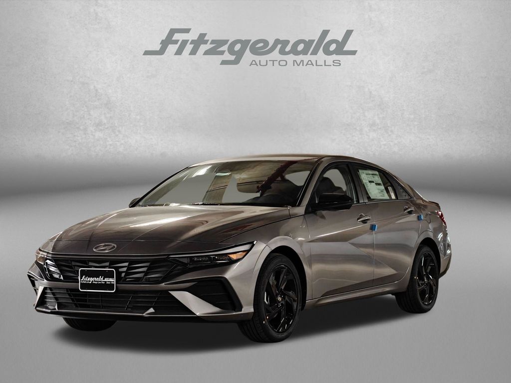 2026 Hyundai Elantra SEL Sport Image 1 of 25