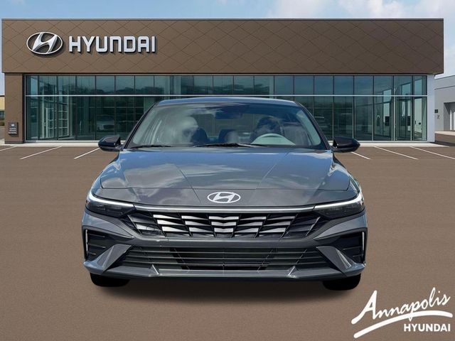 2026 Hyundai Elantra SEL Sport Image 3 of 19