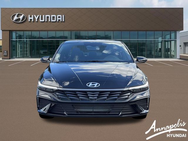2026 Hyundai Elantra SEL Sport Image 3 of 19