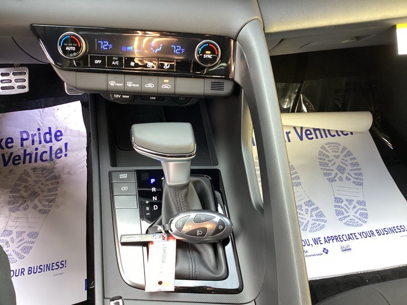 2026 Hyundai Elantra SEL Sport Image 22 of 29