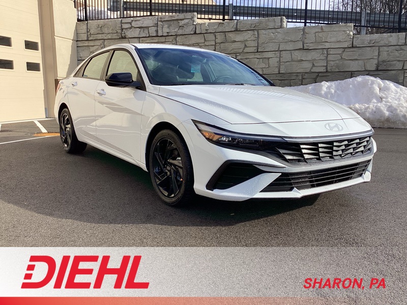 2026 Hyundai Elantra SEL Sport Image 3 of 29