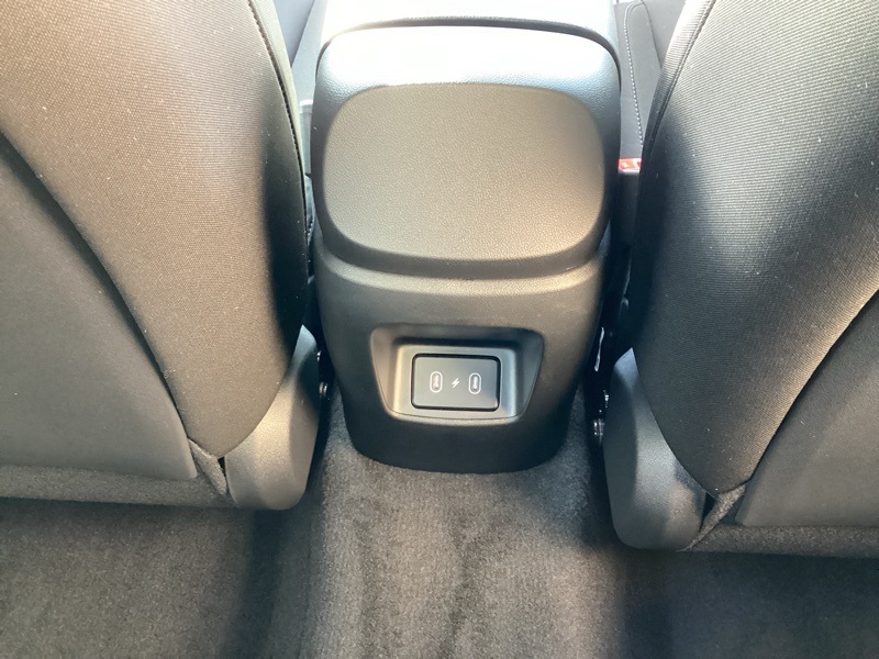 2026 Hyundai Elantra SEL Sport Image 25 of 29