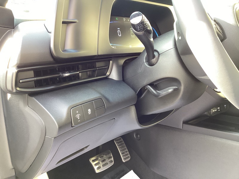 2026 Hyundai Elantra SEL Sport Image 27 of 29