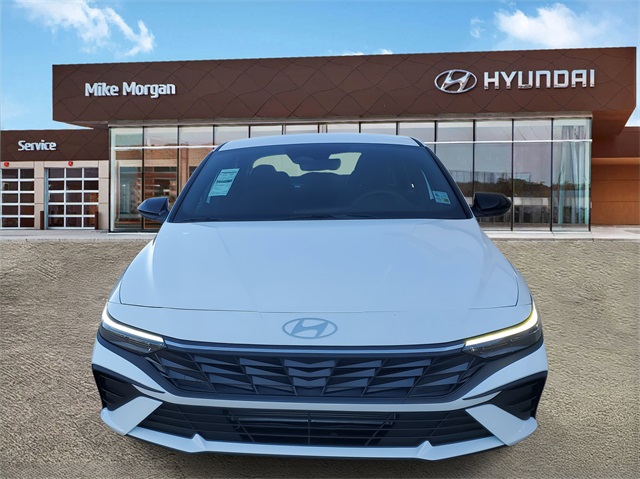 2026 Hyundai Elantra SEL Sport Image 2 of 18