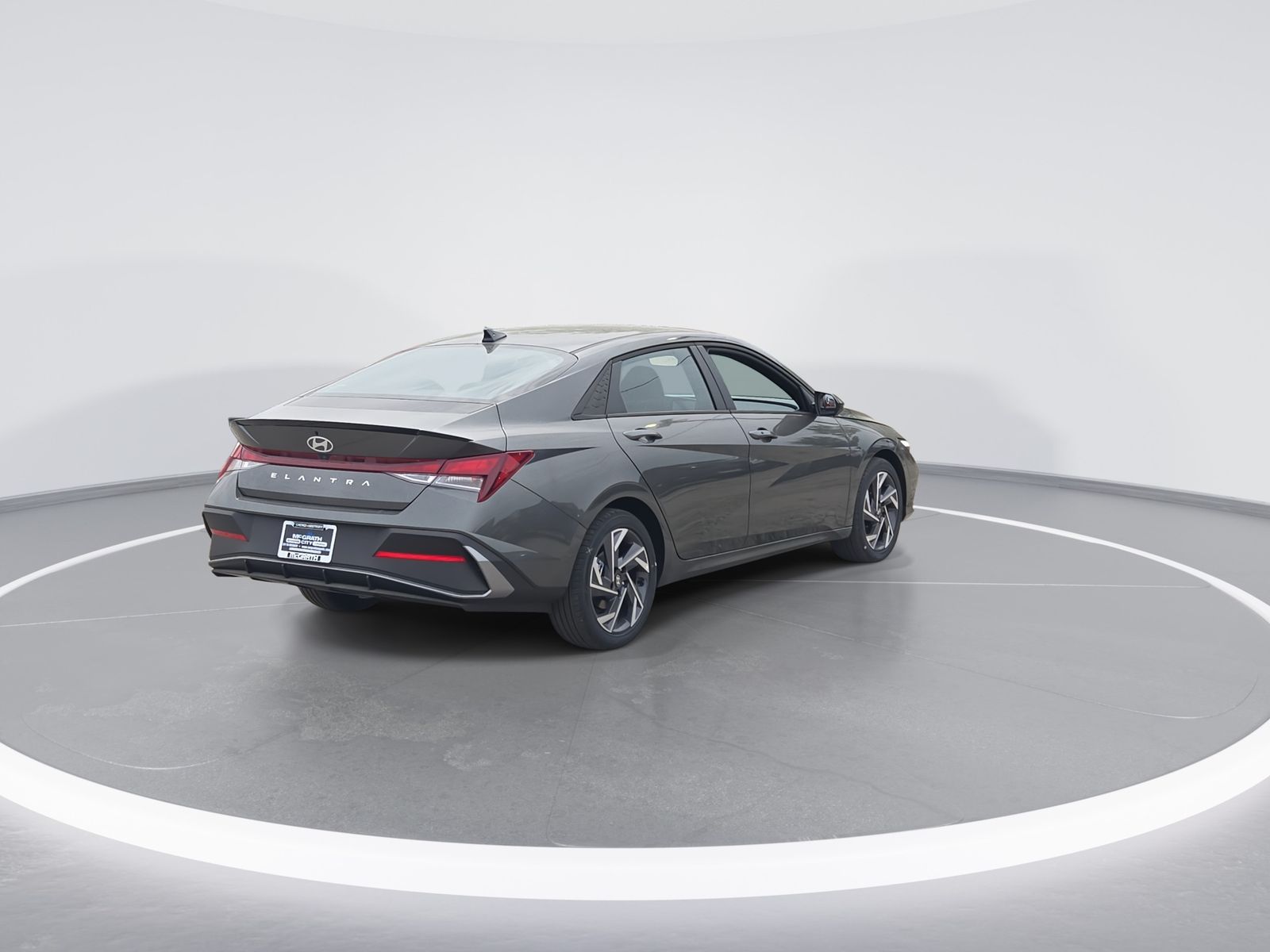 2026 Hyundai Elantra SEL Sport Image 6 of 22