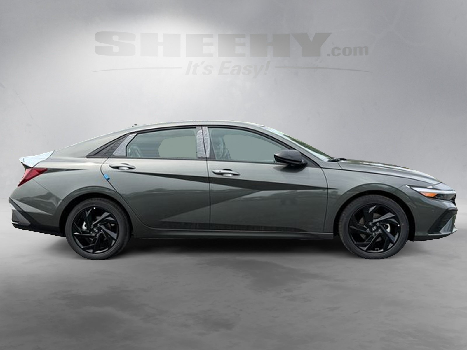 2026 Hyundai Elantra SEL Sport Image 3 of 29