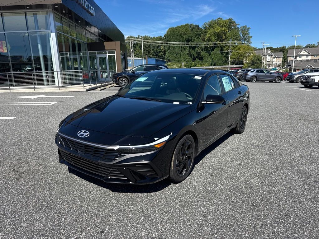 2026 Hyundai Elantra SEL Sport Plus Image 1 of 19