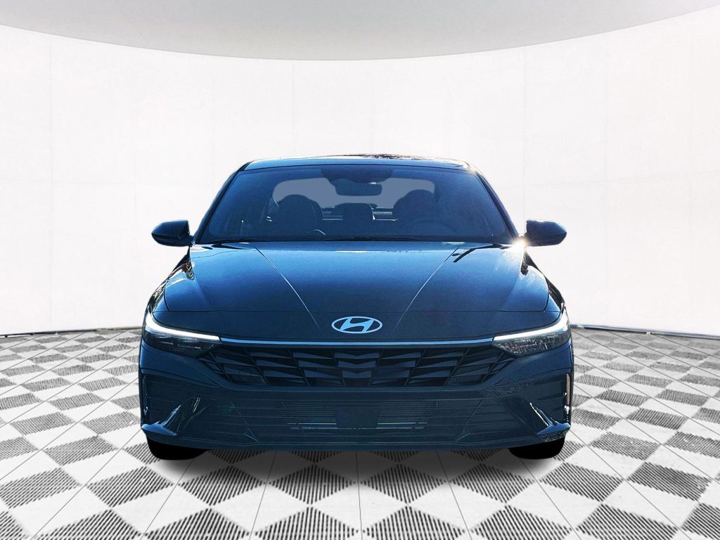 2026 Hyundai Elantra SEL Sport Premium Image 3 of 27