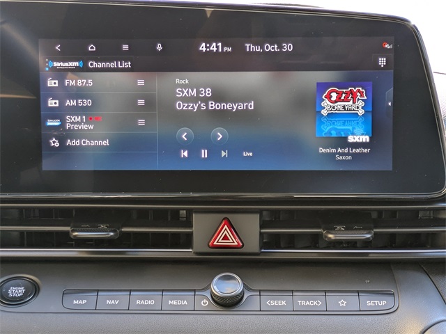 2026 Hyundai Elantra Hybrid SEL Sport Image 19 of 34