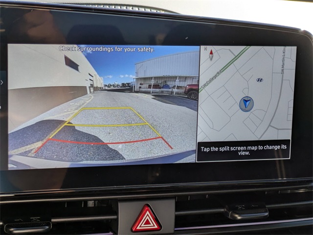 2026 Hyundai Elantra Hybrid SEL Sport Image 17 of 34