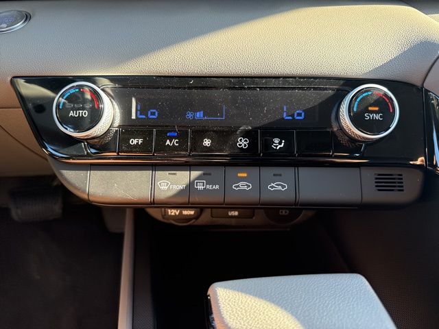 2026 Hyundai Elantra Hybrid Blue Image 25 of 31