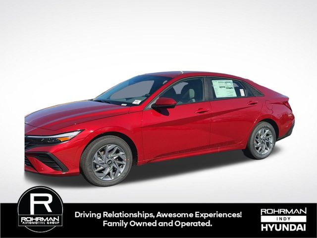 2026 Hyundai Elantra Hybrid Blue Image 2 of 43