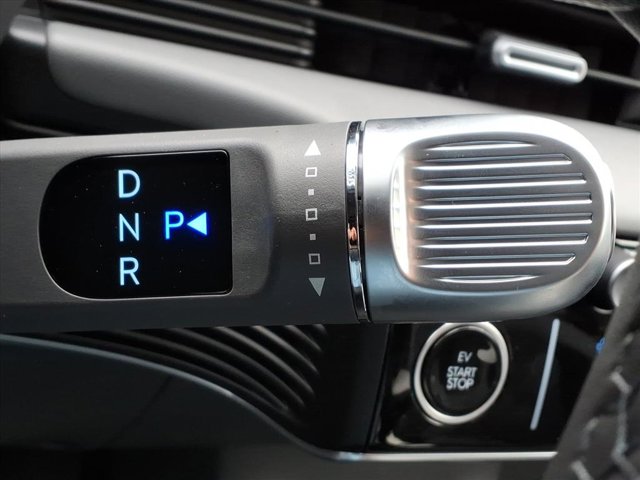 2026 Hyundai IONIQ 5 SE Image 23 of 24