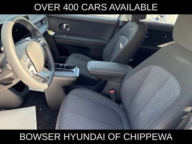 2026 Hyundai IONIQ 5 SE Image 4 of 11