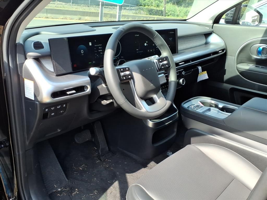 2026 Hyundai IONIQ 9 SEL Image 6 of 15