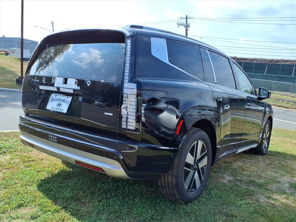 2026 Hyundai IONIQ 9 SEL Image 4 of 15