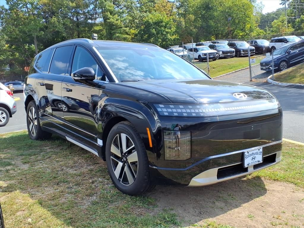 2026 Hyundai IONIQ 9 SEL Image 3 of 15