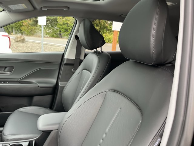 2026 Hyundai Kona Limited Image 11 of 25